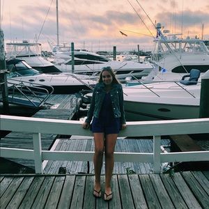 Meet your Posher, Paula